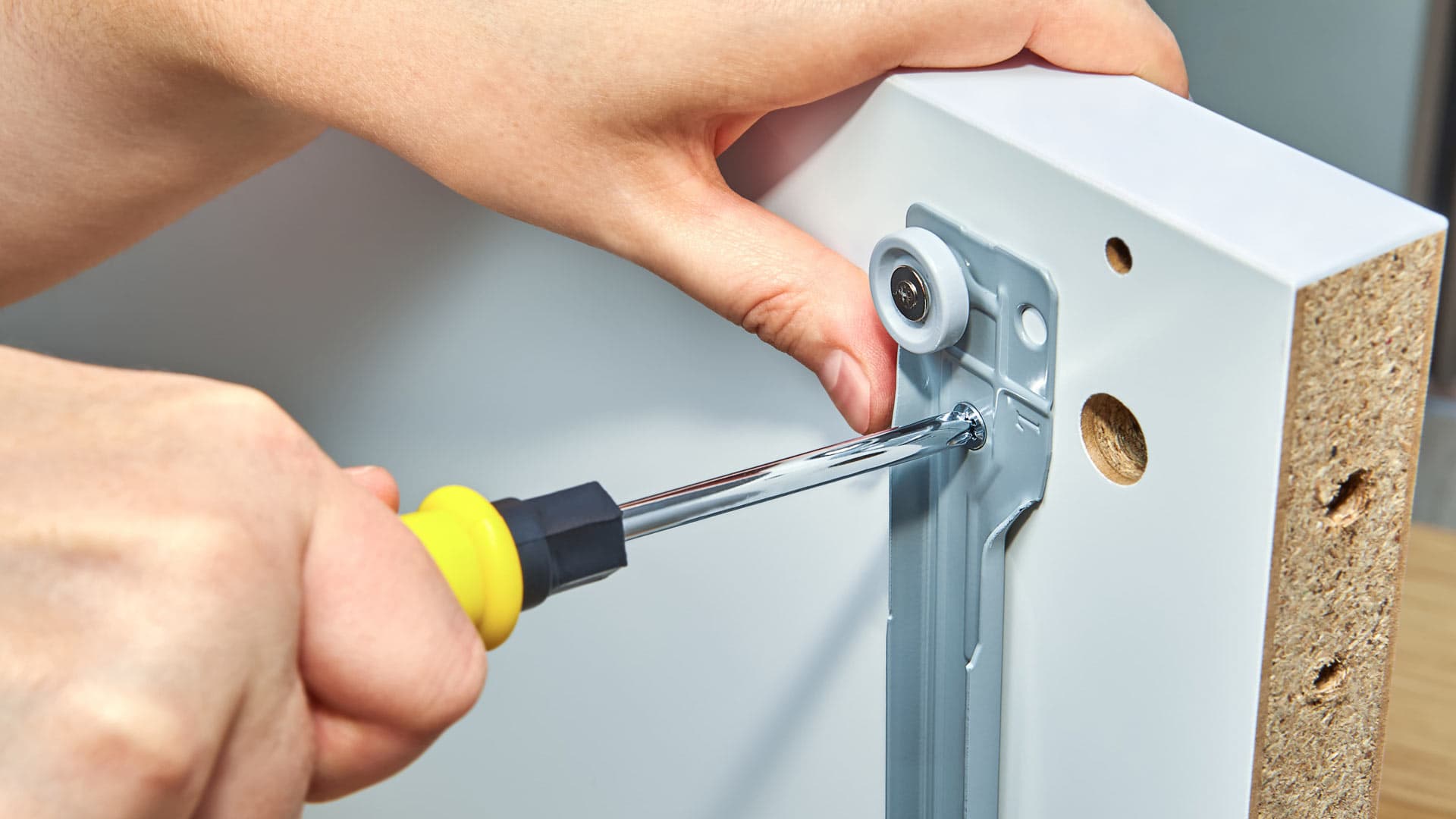 ¿Busca carpinteros para muebles a medida en A Coruña? Encuéntrelos en Fogar Barbanza