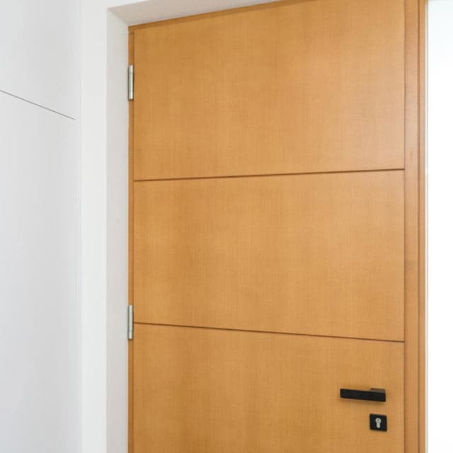 Diseño de puertas interiores y exteriores en A Coruña