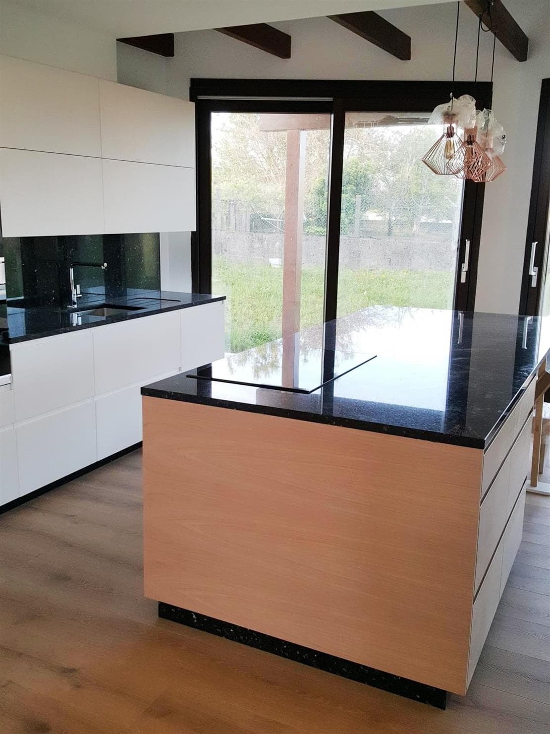 Nuestros trabajos de fabricación e instalación de cocinas en A Coruña