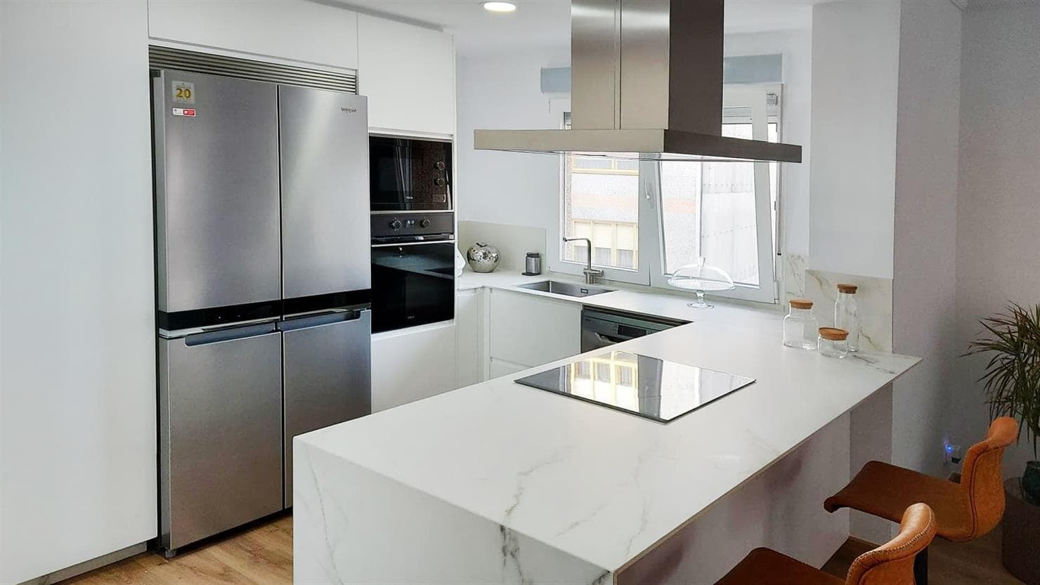 Nuestros trabajos de fabricación e instalación de cocinas en A Coruña