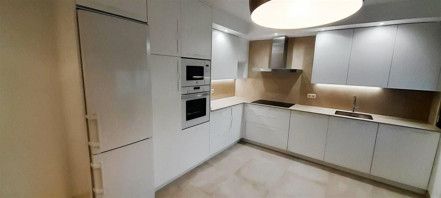 Nuestros trabajos de fabricación e instalación de cocinas en A Coruña